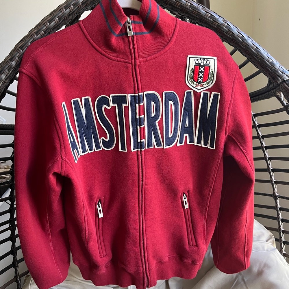 Zip Up